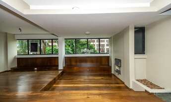 Imagem 3: Amplo apartamento no estilo vintage com 300m², bem ventilado, com ambientes amplos e bem d