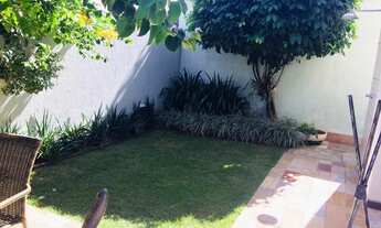 Imagem 4: Casa de condomínio para aluguel tem 300 metros quadrados com 3 quartos