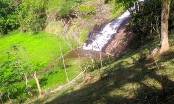 Imagem: Vendo terreno com área verde e lagos para