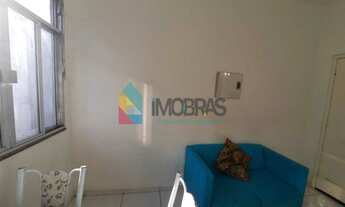 Imagem 5: Copacabana, Quarto Gigante, Rua Residencial e Bucólica, Próximo ao Metrô!!!