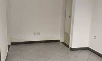 Imagem 3: Casa de 03 quartos (01 suite) - 02 vagas de garagem - Bairro Tirol