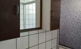 Imagem 4: Apto padrão 2 quartos ,sala ,cozinha , banheiro e área de serviço