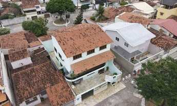 Imagem 2: Casa com 8 dormitórios à venda, 345 m² por R$ 950.000,00 - Praia das Gaivotas - Vila Velha