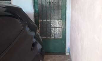 Imagem: Aluga-se um quarto sem garagem