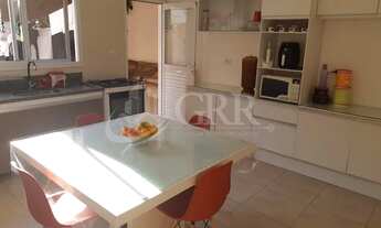 Imagem 2: VENDO Sobrado 3 Dormitórios - Villa Branca - Jacareí