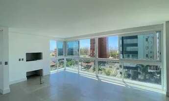 Imagem 2: Apartamento 167m² - 4 suítes, churrasqueira e 2 vagas de garagem em Torres