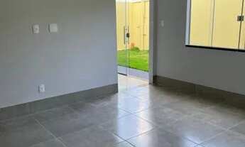 Imagem 3: Casa Jardim Helvécia, 3 quartos, sendo um suíte Casa de Rua com 3 Quarto(s) e 2 banheiro(s