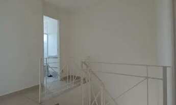 Imagem 7: Casa Andréia de canto com 3 dormitórios sendo 1 Suíte no Villa Flora