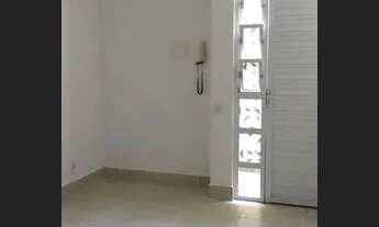 Imagem 2: Aluga-se apartamento dúplex no bairro Monte Castelo/Apeadouro