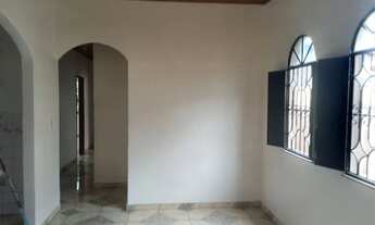 Imagem 2: ALUGUEL DE CASA Casa com 3 dormitórios