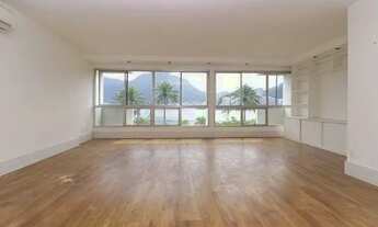 Imagem 4: Apartamento Reformado ! Vista Lagoa ! Impecável ,pronto morar próximo ao Clube Caiçaras