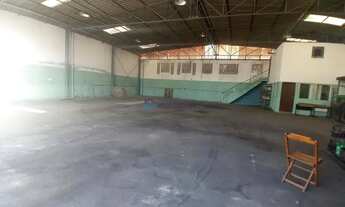 Imagem: Terreno e galpão comercial para locação!