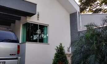 Imagem: Casa 3 dormitórios, alto padrão, com