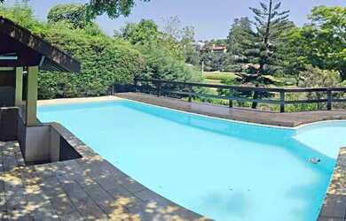 Imagem 3: Casa de condomínio frente lago Capitalville para venda possui 350 m2, 4 quartos, piscina