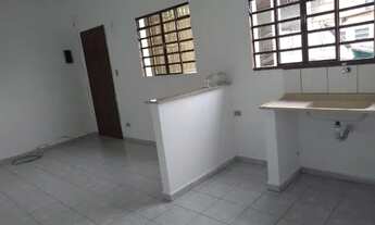 Imagem: 1 dormitório, sala, cozinha, área serviço