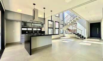 Imagem 3: Casa à venda no Condomínio Royal Garden - Paulínia/SP