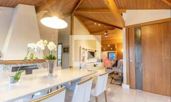 Imagem 3: Casa de Condomínio à Venda - Vale das Araras, 4 Quartos, 400 m2