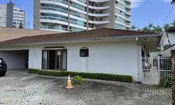 Imagem: CASA no ATIRADORES com 3 quartos para LOCAÇÃO