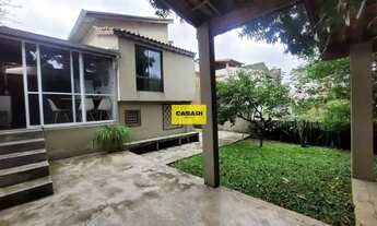 Imagem 3: Térrea para venda possui 180 metros quadrados com 2 quartos