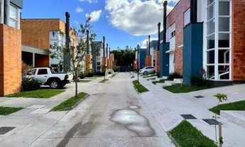 Imagem 2: Seu Refúgio em Família: Descubra esta Casa dos Sonhos em Condomínio Fechado