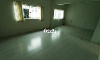Imagem 6: Casa comercial com 6 salas disponível para locação no bairro Centro em Uberlândia-MG
