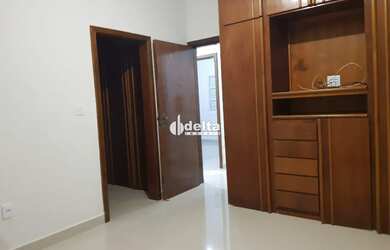 Imagem 8: Casa disponível para venda no bairro Santa Mônica em Uberlândia MG