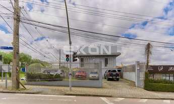 Imagem 2: Imóvel de Esquina Excelente ponto comercial Santa Cândida casa com 200m² e terreno com