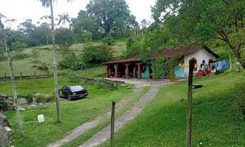 Imagem: Chácara próxima ao centro de Juquitiba