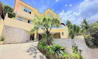 Imagem: Casa 4 suítes em condomínio, impecável