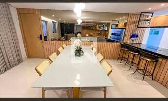 Imagem 2: Apartamento à Venda - Colégio Batista, 4 Quartos, 232 m2