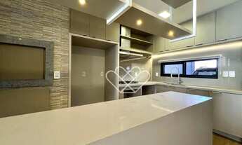 Imagem 4: Casa com Piscina e Varanda Gourmet no Residencial Primavera