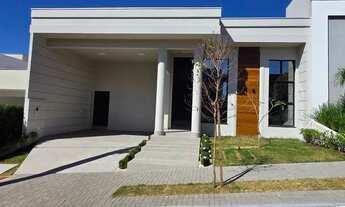 Imagem 2: Casa à venda em Maringá, Jardim Guaporé, com 3 suítes, com 375 m², Condomínio Buona Vitta