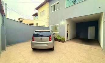 Imagem: Casa geminada à venda, 3 quartos, 3 vagas