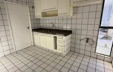 Imagem 3: Imóvel para aluguel e venda com 132 metros quadrados com 3 quartos em Boa Viagem - Recife