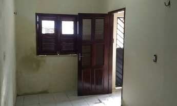 Imagem 4: Vende-se casa no Genibaú com 7 compartimentos 6X12 com garagem