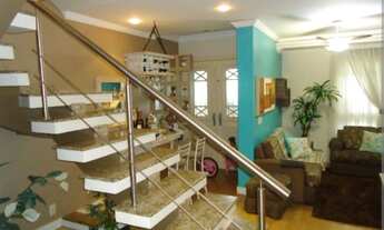 Imagem 5: Sobrado para venda tem 160 metros quadrados com 3 quartos