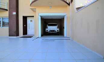 Imagem 5: Sobrado amplo no Sítio Cercado, com 270m² construídos, 3 quartos com suíte e 3 vagas de g