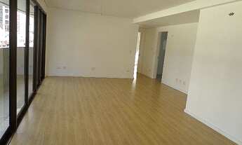 Imagem: CURITIBA - Apartamento Padrão - Água Verde