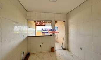 Imagem 4: Casa de lote inteiro!