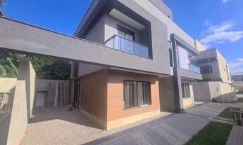 Imagem: SOBRADO COM ALTO PADRÃO DE ACABAMENTOS