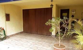 Imagem 2: Casa de condomínio para venda com 220 metros quadrados com 4 quartos