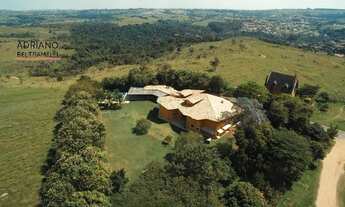 Imagem 2: CASA TÉRREA EM TERRENO COM 4.000m² PLANO! COLINAS DO ERMITAGE