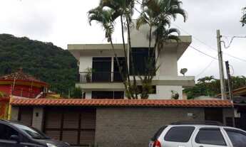 Imagem: CASA COM 6 DORMITÓRIOS À VENDA, 312 M²