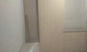 Imagem: Kitnet mobiliada. 650 reais, incluindo