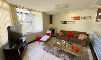 Imagem 7: Aluguel de Temporada e Venda! Casa de 04 dorm, com piscina em excelente localização, confi