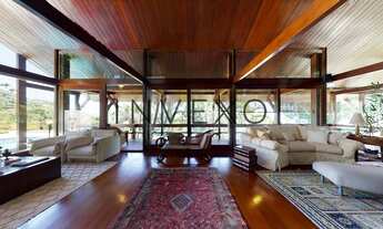 Imagem 2: Sobrado para venda possui 600 metros quadrados com 4 quartos em Itanhangá - Rio de Janeiro