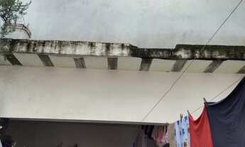 Imagem 4: CASA ASSOBRADADA, PARA RENDA Á VENDA COM 190 METROS QUADRADOS COM 5 QUARTOS