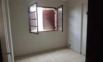 Imagem 2: Apartamento para aluguel possui 12 metros quadrados com 3 quartos em Jardim Consolação - F