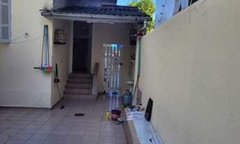 Imagem 6: Casa para venda tem 243 metros quadrados com 3 quartos em Embaré - Santos - SP