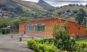 Imagem: Apartamento no 3º andar do BNH de Corrêas